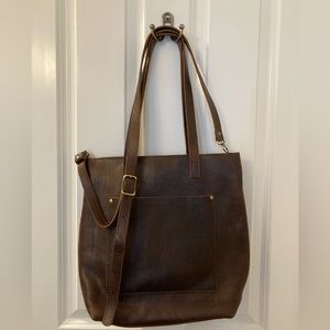 Portland Leather Medium Zippered Tote in Coldbrew